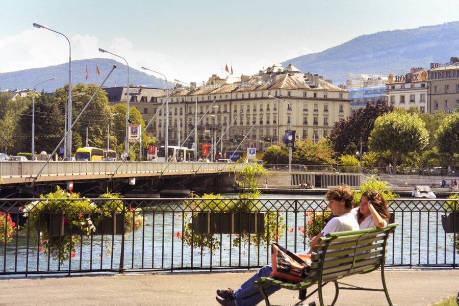Geneva Discovery Walking Tour - Rue de Rhône shopping time, plus what that street actually tells you