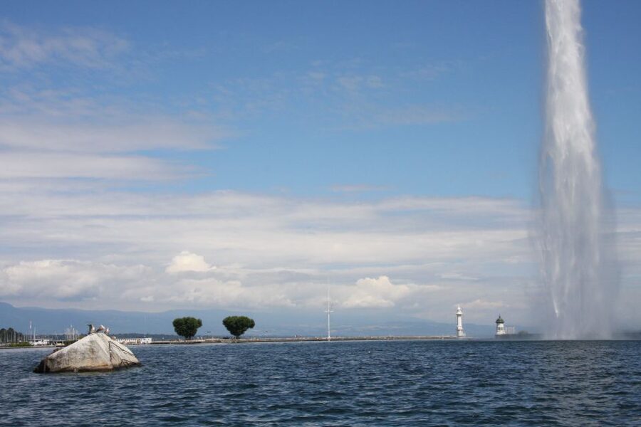 Geneva Discovery Walking Tour - Bourg-de-Four Square, City Hall, and Maison Tavel stops