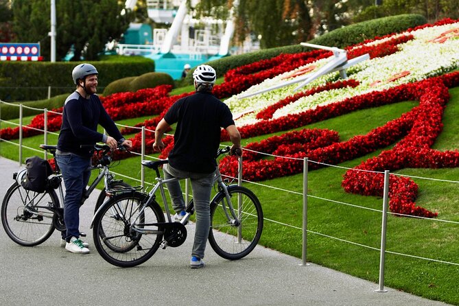 Geneva Highlights Tour by Bike - 3h - Getting oriented at the Plainpalais start point