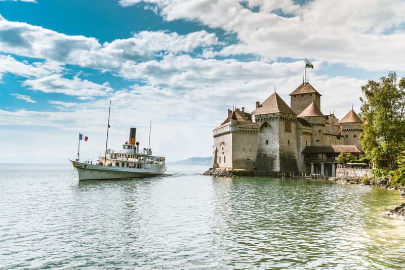 Geneva: Montreux, Chaplin’s World, Chillon Castle & Apéritif - The bus ride and the guide: why this day can feel smooth