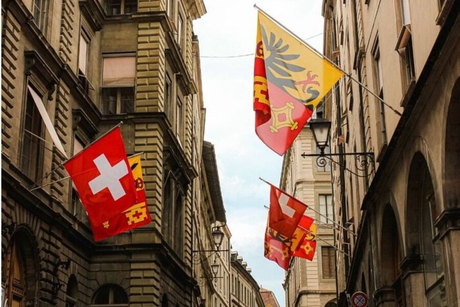 Geneva: Private custom tour with a local guide - Key highlights to look for