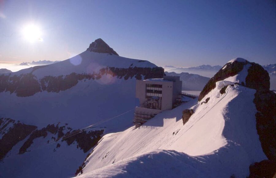 Glacier 3000: High Level Experience Private Tour - Private door-to-Glacier transport, starting from Lausanne or Geneva