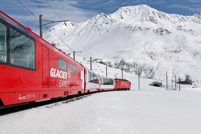 Glacier Express Panoramic Train Round Trip from Zürich With Private Guide - Chur old town time, plus the Rhine Gorge area (Ruinaulta)