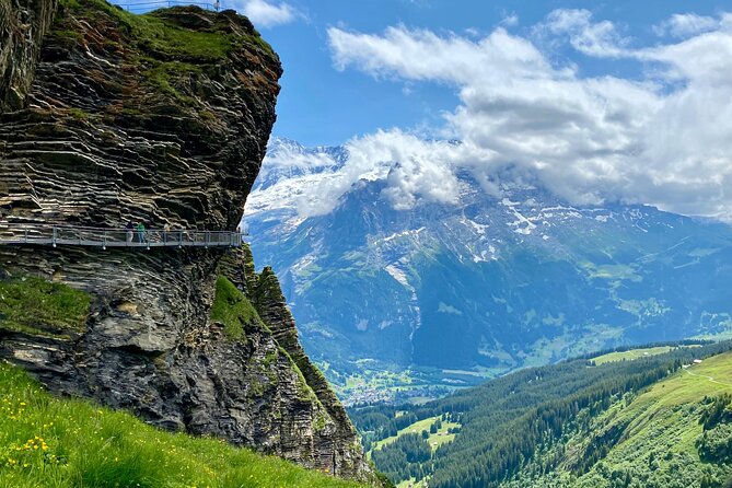 Grindelwald First & Bachalpsee Hiking Tour | From Interlaken - The flow: from Interlaken station to Grindelwald First