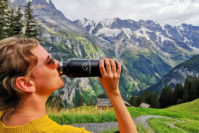 Grindelwald, Lauterbrunnen & Mürren Private Day Trip from Zurich - Lake Lungern stop: a scenic warm-up before the bigger climbs