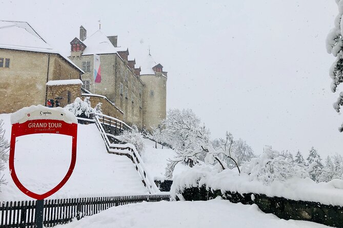Gruyère Cheese and Chocolate Tasting Day Trip from Geneva - Stop 2: Gruyères Castle, old-town walking, and HR Giger