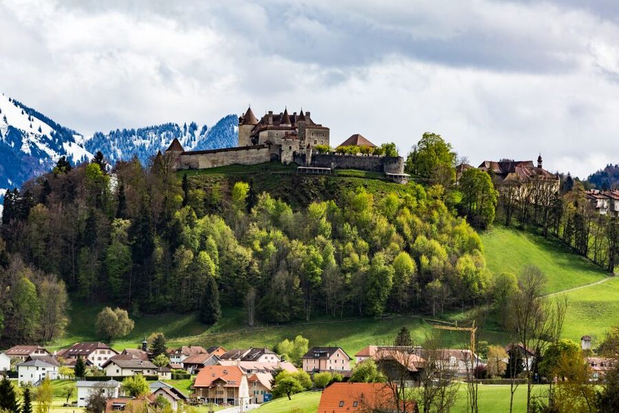 Gruyères, Cheese Factory & Maison Cailler Day Trip from Bern - Food and pacing: what to plan for lunch
