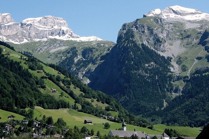 Heart of the Alps Private Hiking Tour from Lucerne - Stauber waterfall and the Uri bull-head story on the way