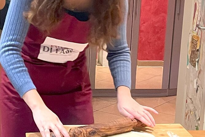 Homemade Italian Pizza & Focaccia Experience with a Local Family - The menu: artichokes, cherry tomatoes, olives, and mozzarella options
