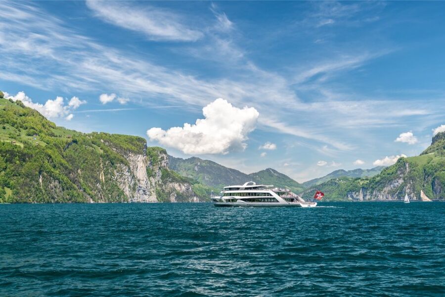 Ingenbohl: Roundtrip Lake Uri Cruise from Brunnen to Flüelen - Where You’ll Board: Brunnen Pier Near Seehotel Waldstätterhof