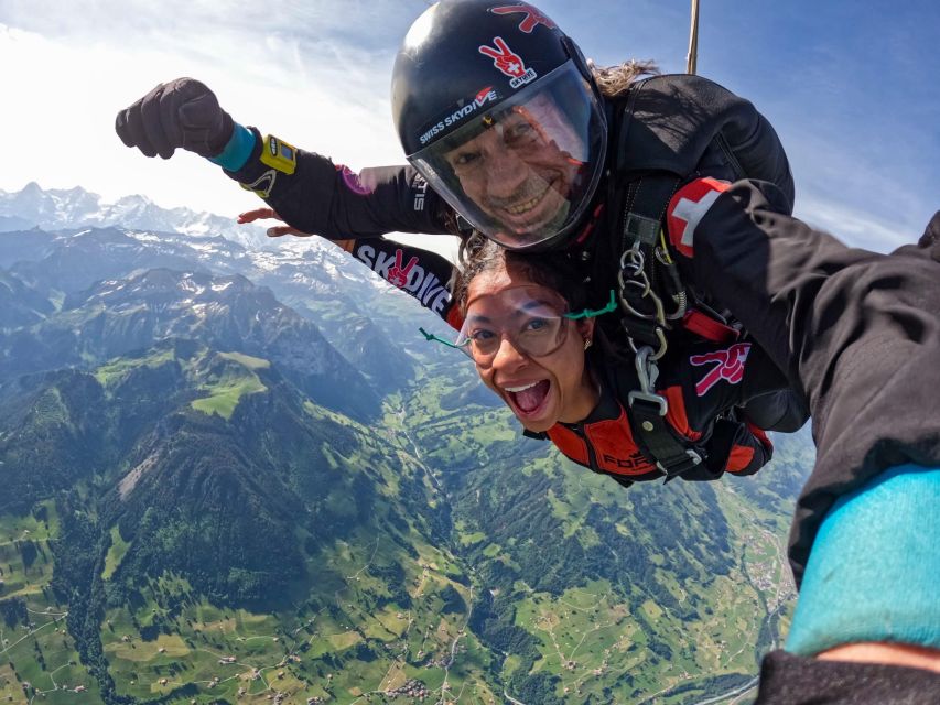 Interlaken: Airplane Skydiving over the Swiss Alps - After the Jump: 5-7 Minutes of Canopy Riding and Possible Steering