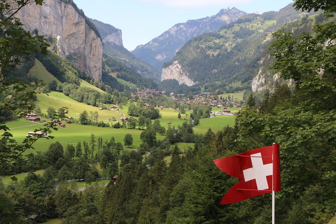Interlaken Full-Day Highlights Tour with a Local by Private Car - Staubbach Waterfall: seeing Switzerland from behind