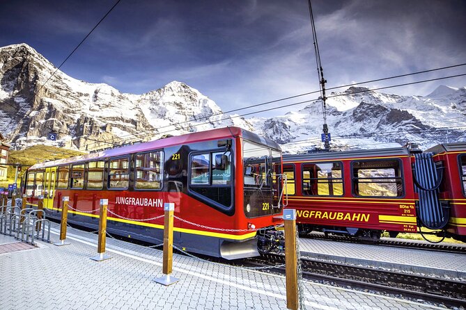 Jungfrau, Top of Europe & Interlaken Small group from Zurich - Jungfraujoch arrival at 3,454 m: what the Sphinx level actually feels like