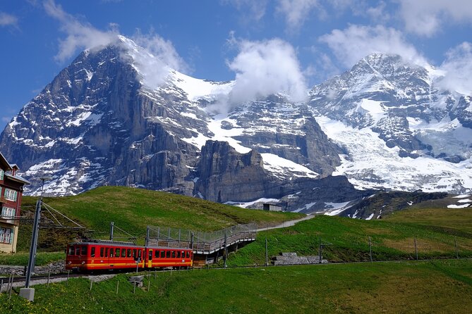 Jungfraujoch & Lauterbrunnen Alpine Tour | From Bern - Lauterbrunnen: Staubbach Falls and the best kind of pause