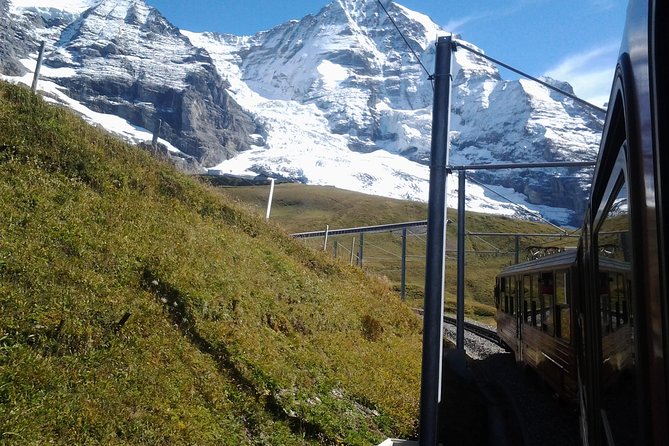 Jungfraujoch Top of Europe Private Day Trip from Interlaken - Lindt Chocolate Shop at Jungfraujoch: A Tiny Included Break