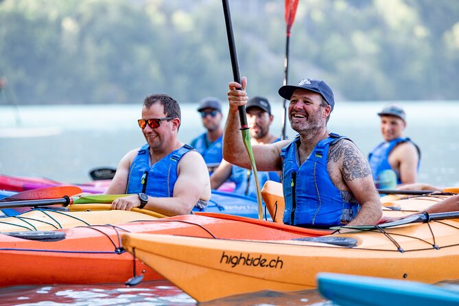 Kayak Tour of the Turquoise Lake Brienz - What you do on the water: pace, games, and learning in small steps