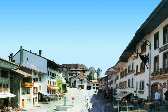 (KTL352) - Gruyeres Day Trip with Chocolate Factory from Lausanne - Meeting Point and the coach ride you will actually appreciate