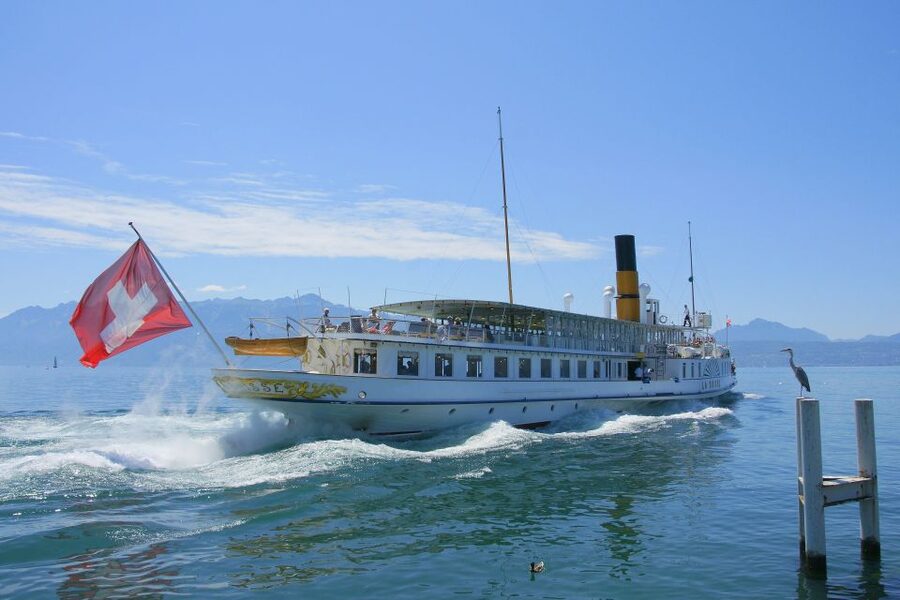 Lausanne: 3-Hour Riviera and Lavaux Region Cruise - The CGN Tours app and audio guide: how to make it work offline