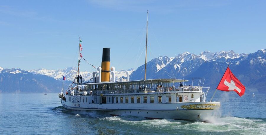 Lausanne: 3-Hour Riviera and Lavaux Region Cruise - Getting on board in Lausanne Ouchy, and why the start matters