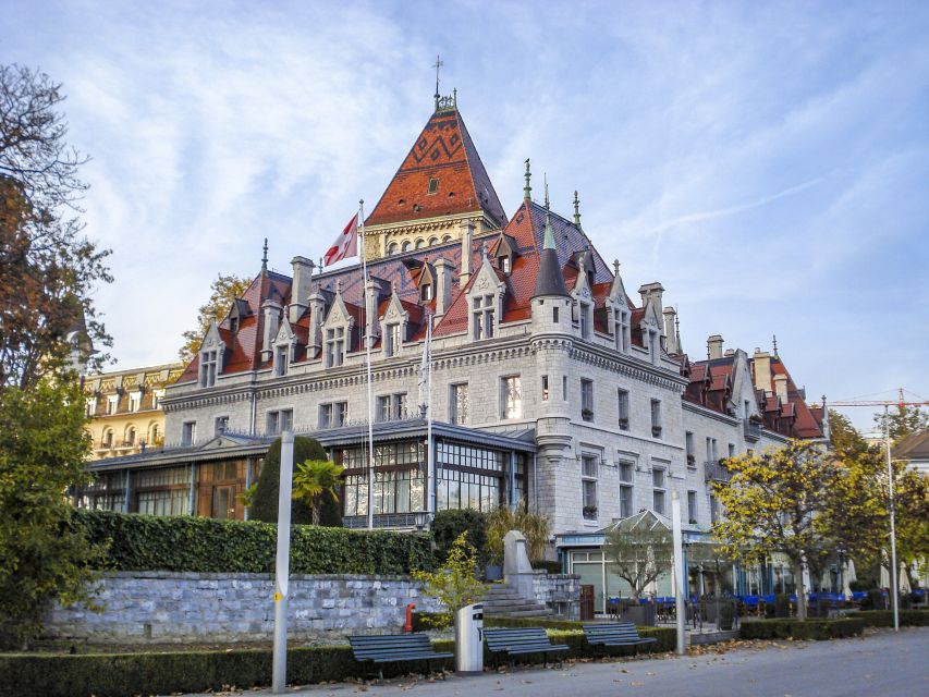 Lausanne: Express Walk with a Local in 60 minutes - Palais de Rumine, St-Maire Castle, and the “why here” landmarks
