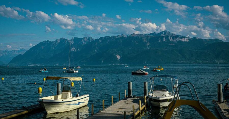 Lausanne: Insta-Perfect Walk with a Local - Lausanne Cathedral Views, Where Photos Meet Context