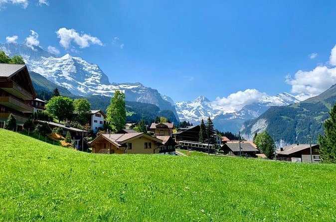 Lauterbrunnen, Jungfrau & Grindelwald Tour | From Zurich - Practical tips for the stops, photos, and your one required purchase