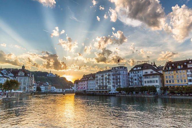 Lucerne by Night Photo Tour - Lake Lucerne and the river edges: making water look intentional