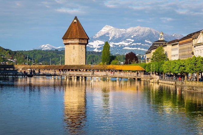 Lucerne CH Experience: Cheese, Chocolate, Chapel Bridge & Château - Swiss chocolate first: why that opening stop is a smart move
