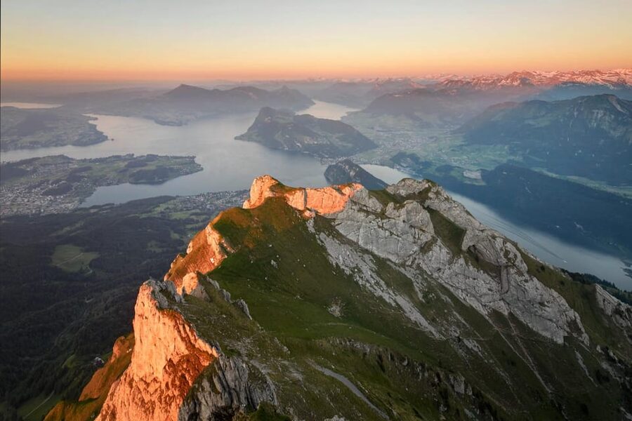 Lucerne: Guided hike on the Pilatus with barbecue experience - Key moments worth circling