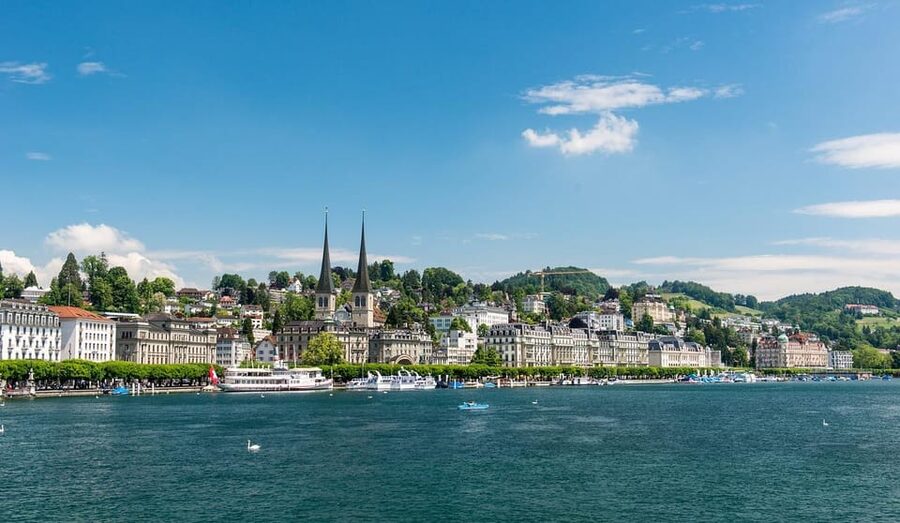 Lucerne: Interlaken & Grindelwald Exclusive Private Day Tour - Grindelwald and the Eiger, Mönch, Jungfrau viewpoint payoff