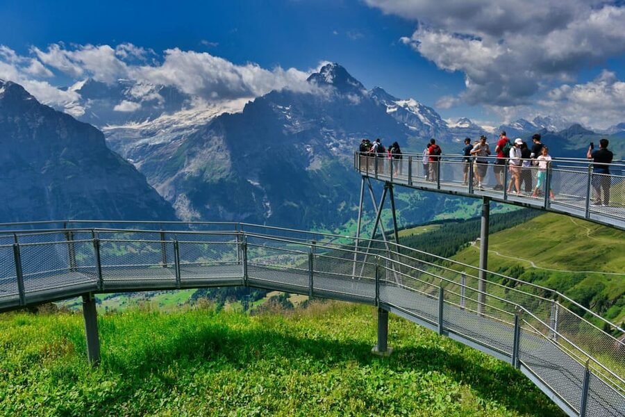 Lucerne: Interlaken & Grindelwald Exclusive Private Day Tour - Optional cable car and scenic train add-ons: spend money only if conditions cooperate