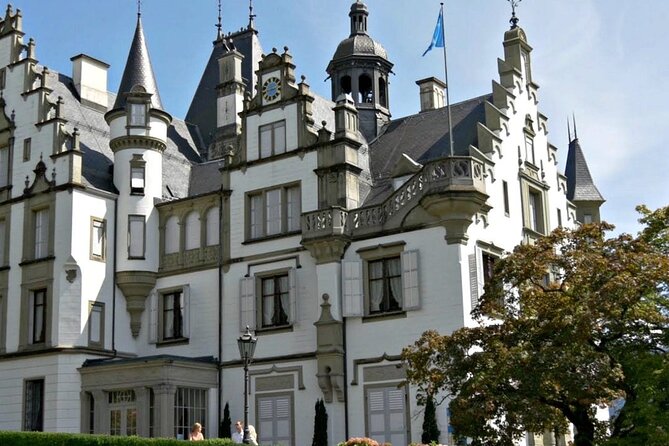 Lucerne Lakeside and Villas Private Walking Tour - Schloss Neuhabsburg Wine Tasting, Only If You Are in Season