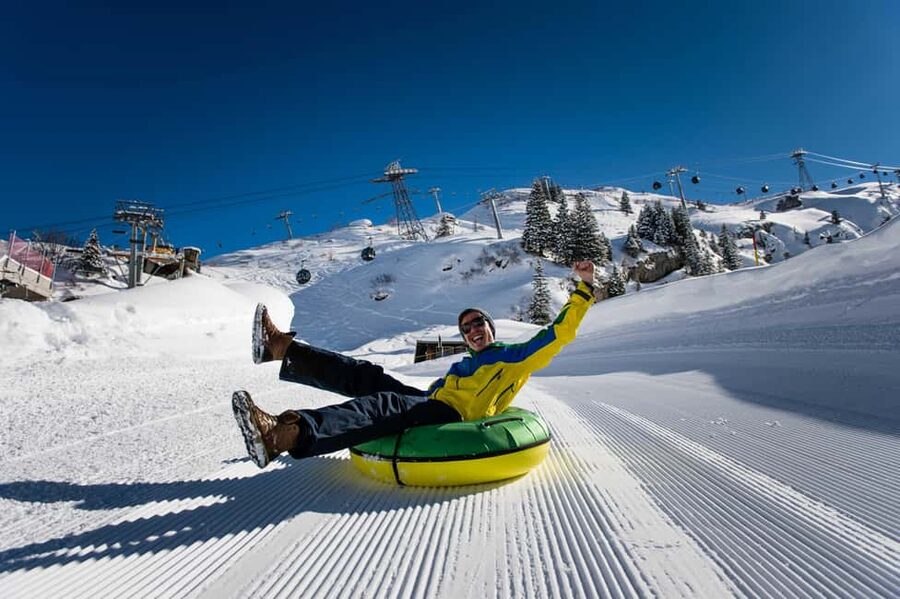 Lucerne: Mount Titlis First time Ski Experience - Optional Rotair Summit to 3,028 Meters, Glacier Cave, and Cliff Walk