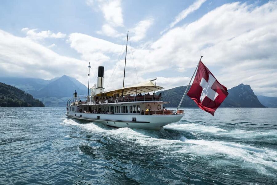 Lucerne: Mt Rigi Day Trip with Cruise, Cable Car, & Train - Descending to Vitznau and cruising Lake Lucerne for one calm hour
