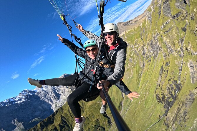 Lucerne: Paragliding Tandem Flights - Start at Luftseilbahn Niederbauen AG, Then Lift Up by Cable Car
