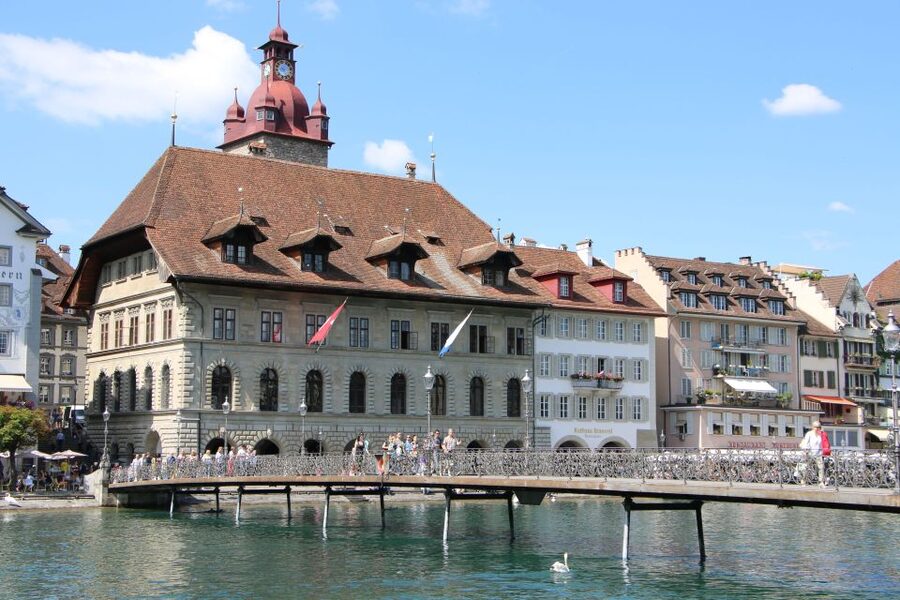 Lucerne: Private Walking Tour with a Local Guide - How Livio helps beyond the walk, with practical recommendations