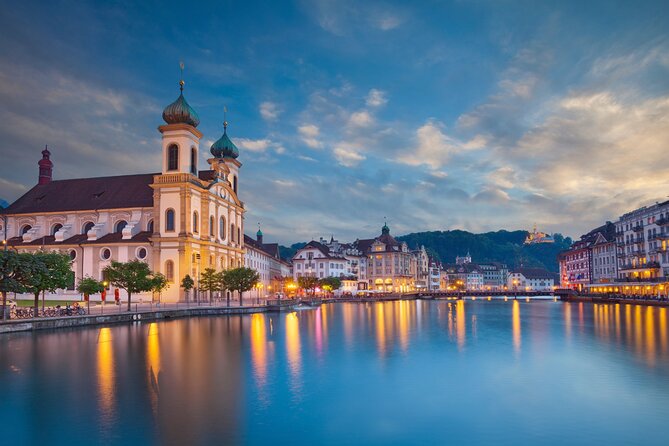 Lucerne Scavenger Hunt and Highlights Self Guided Audio Tour - Stop-by-stop: from Lowenbrunnen to Chapel Bridge