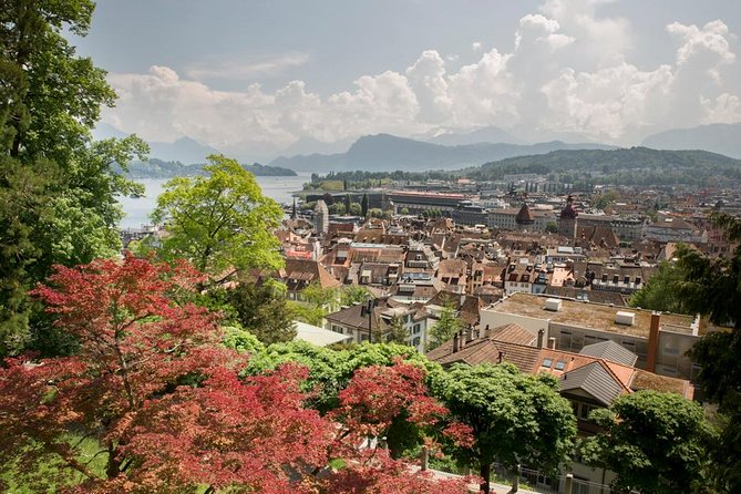 Lucerne Walking & Boat Tour: The Best Swiss Experience - Lake Lucerne boat cruise upgrade: views you can’t get on foot