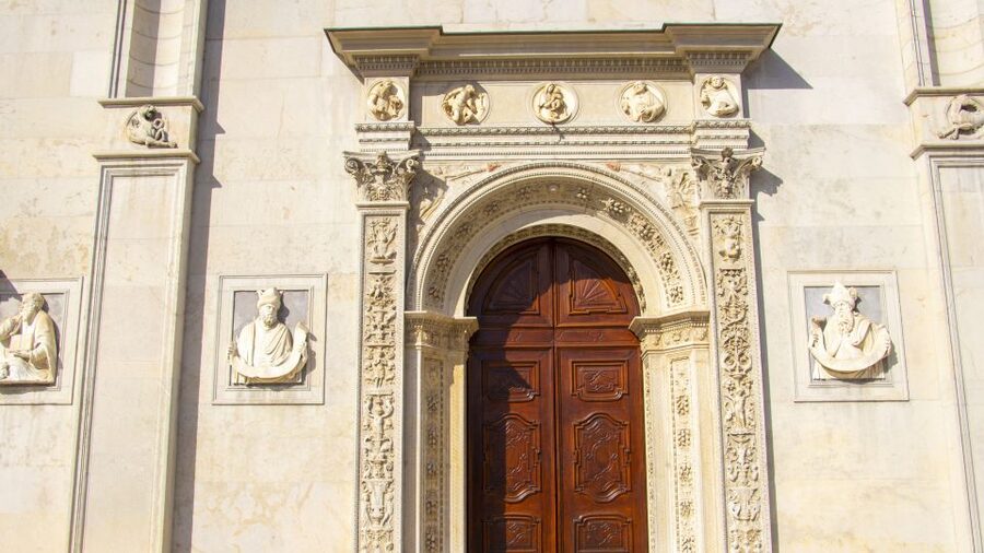 Lugano’s Art and Culture revealed by a Local - Lugano in 90 minutes: what this walking tour really covers