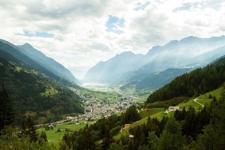 Milan to St. Moritz: Scenic Bernina Train Tour with Guide - Key things to know before you go