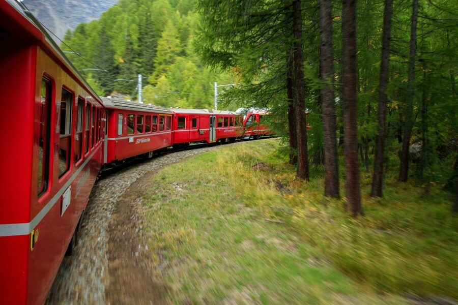 Milan to St. Moritz: Scenic Bernina Train Tour with Guide - A long 12.5-hour day that stays organized