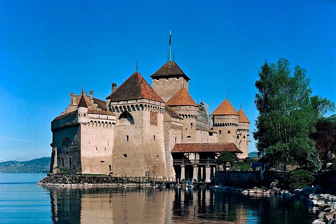 Montreux, Vevey, Chaplin's World and Chillon Castle Private Tour - Stop 1: Olympic Museum Photo Break Without the Ticket Pressure