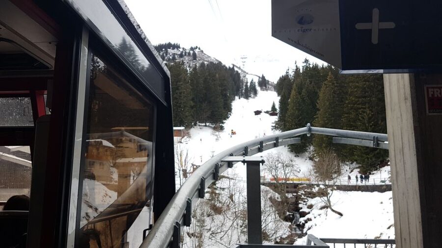 Mt. Schilthorn & Mürren Small Group Day Trip from Interlaken - Thrill Walk: Steel, Photos, and a Real Adrenaline Pause