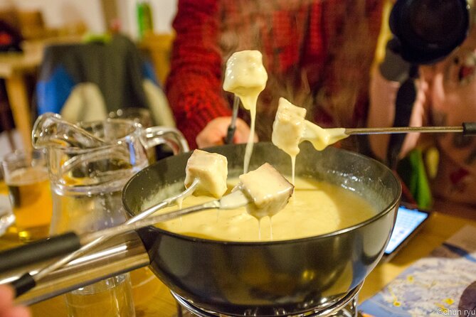 Night Sledding with Fondue - From Interlaken to the mountain: gondola time under the stars