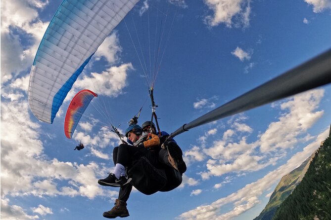 Paragliding Davos Early Bird (Video & Photos Included) - Meeting at Bahnhofstrasse 11 and getting oriented fast