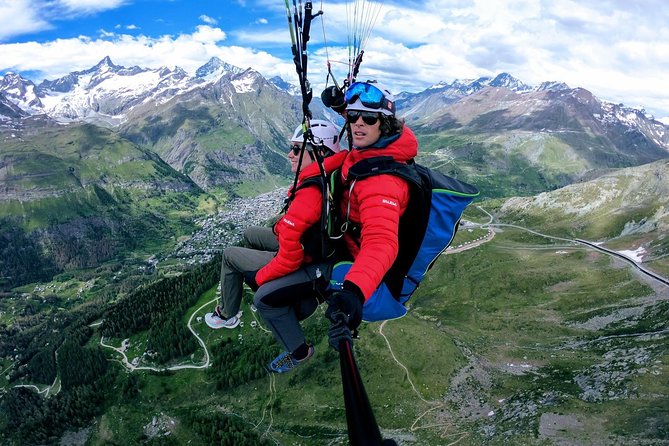 Paragliding mountain flight - Price and value at about $395 per person