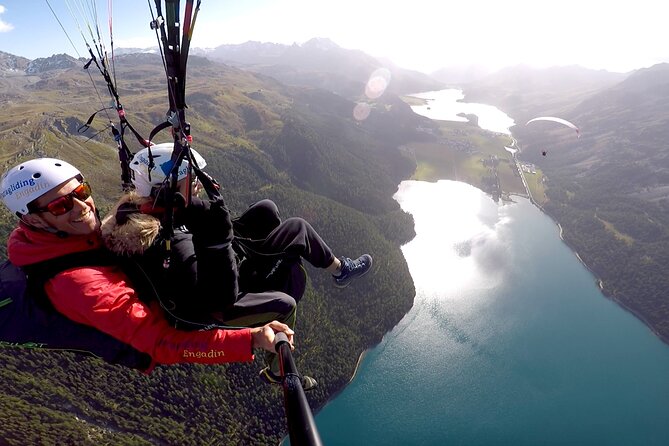 Paragliding Tandem Flights in Engadin - What the Engadin flight feels like, from takeoff to landing
