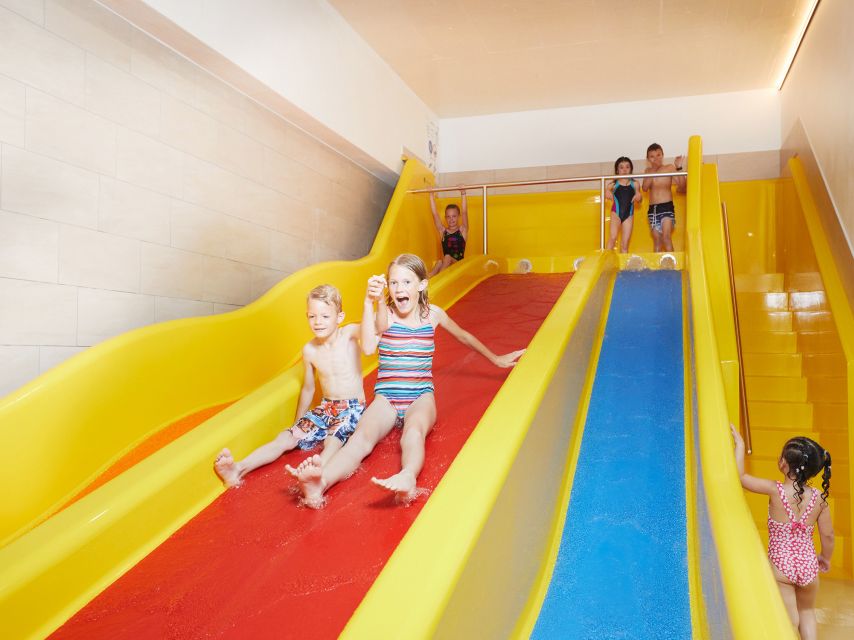 Pfäffikon: Alpamare Water Park Entry Ticket - Cresta Canyon: inflatable-boat rapids for thrill seekers