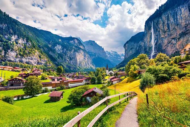 Private all day driver: Interlaken> Lauterbrunnen and Grindelwald - Key highlights worth your attention