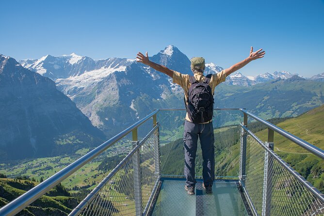 Private all day driver: Interlaken> Lauterbrunnen and Grindelwald - Lauterbrunnen: Staubbach Falls and the Waterfall Valley Feel